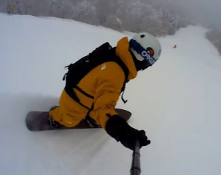 キロロA2Aコース、ファーストを滑る